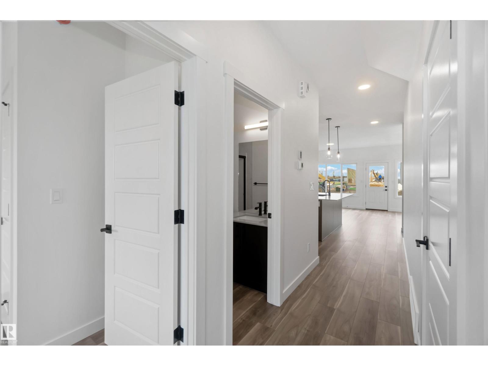 1015 Aster Bv Nw, Edmonton, Alberta  T6T 2W8 - Photo 6 - E4469490