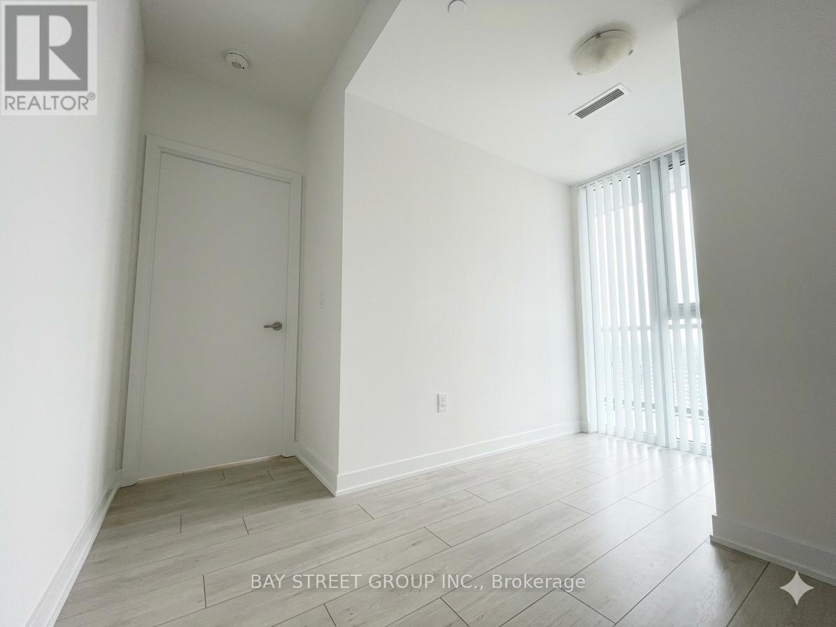 2411 - 5858 Yonge Street, Toronto, Ontario  M2M 0C6 - Photo 15 - C12892212
