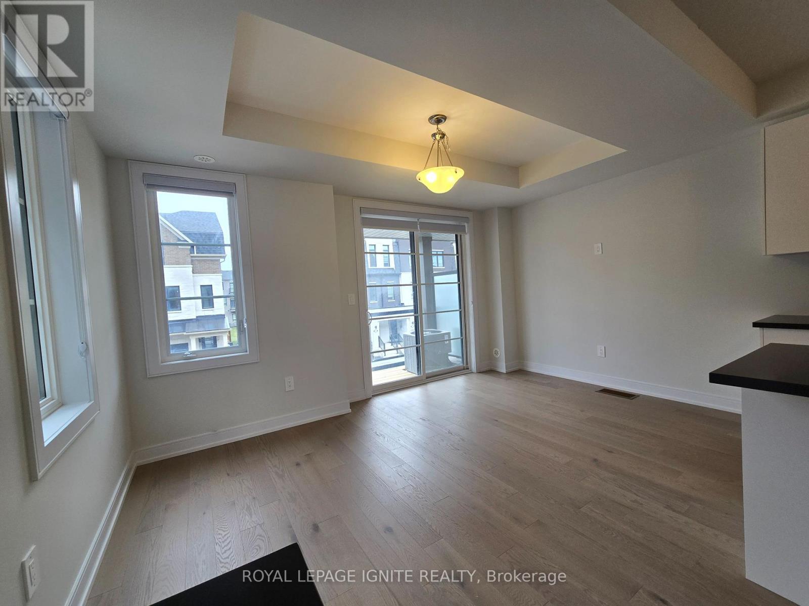 5939 Saigon Street, Mississauga, Ontario  L5V 0E9 - Photo 13 - W12882532