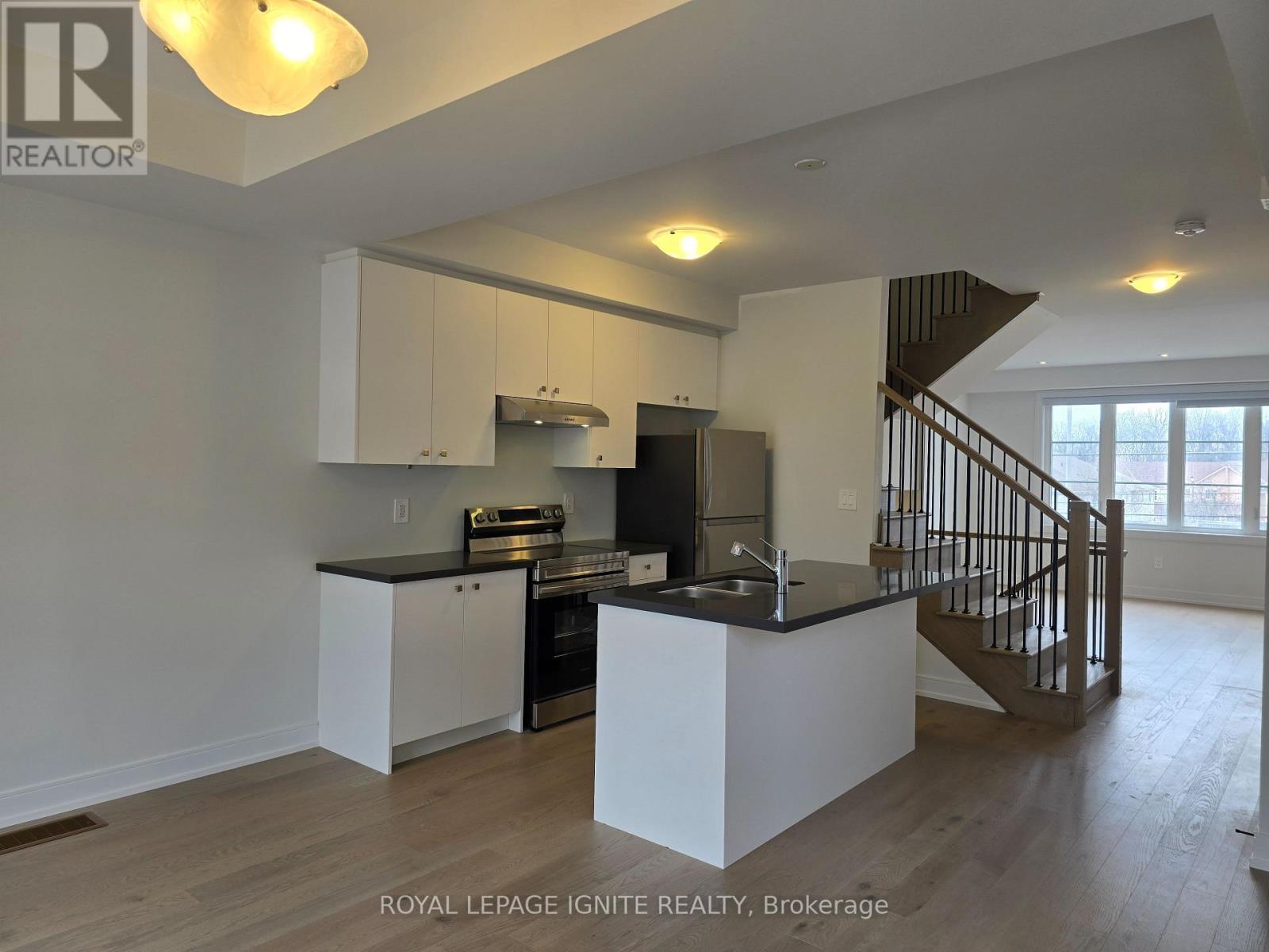 5939 Saigon Street, Mississauga, Ontario  L5V 0E9 - Photo 43 - W12882532