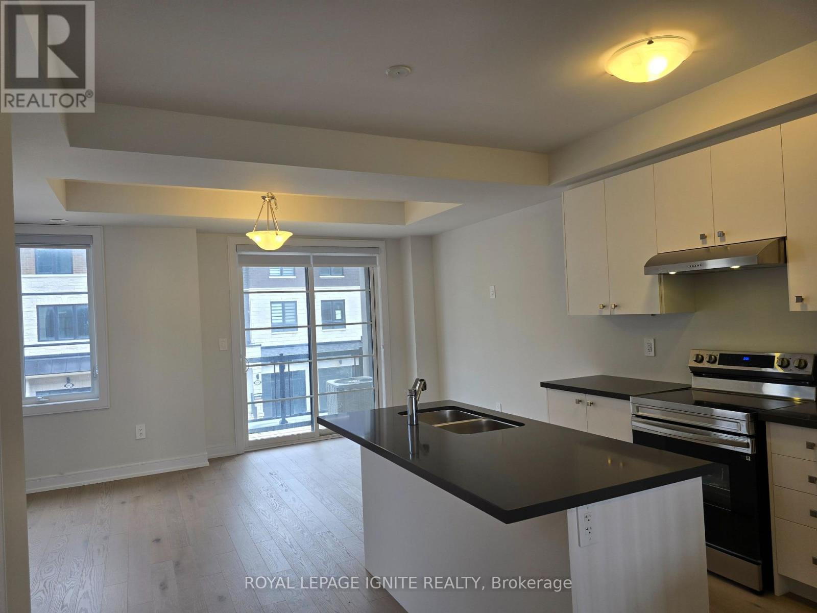 5939 Saigon Street, Mississauga, Ontario  L5V 0E9 - Photo 8 - W12882532