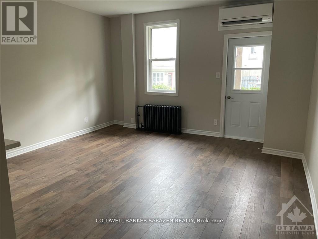 1 - 58 Parent Avenue, Ottawa, Ontario  K1N 7A8 - Photo 2 - X12892268