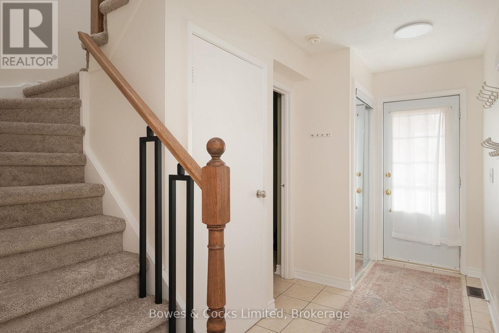 138 Seneca Avenue, Oshawa (Samac), Ontario  L1G 7S6 - Photo 2 - E12892378