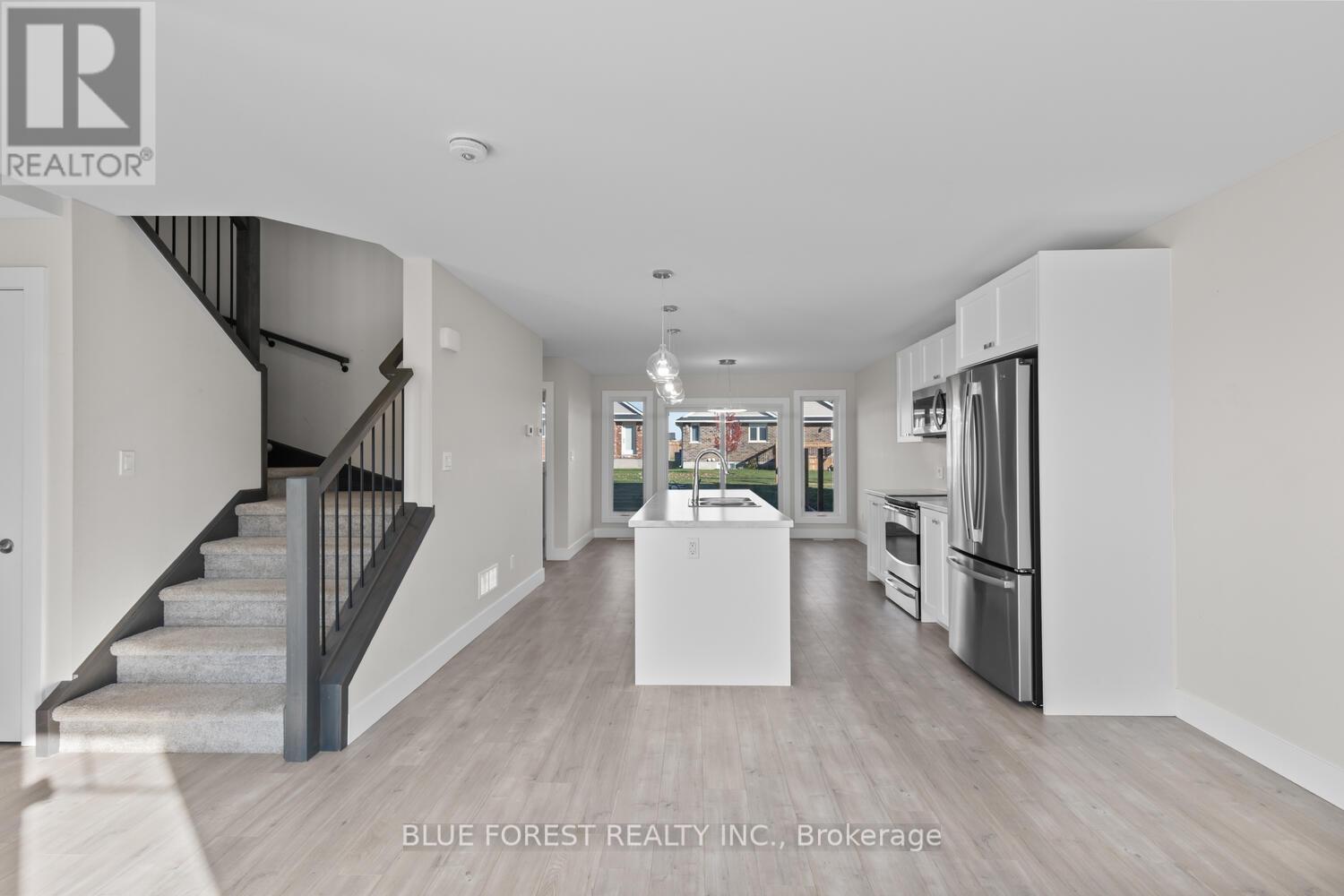 85 Acorn Trail, St. Thomas, Ontario  N5R 0L8 - Photo 9 - X12892436