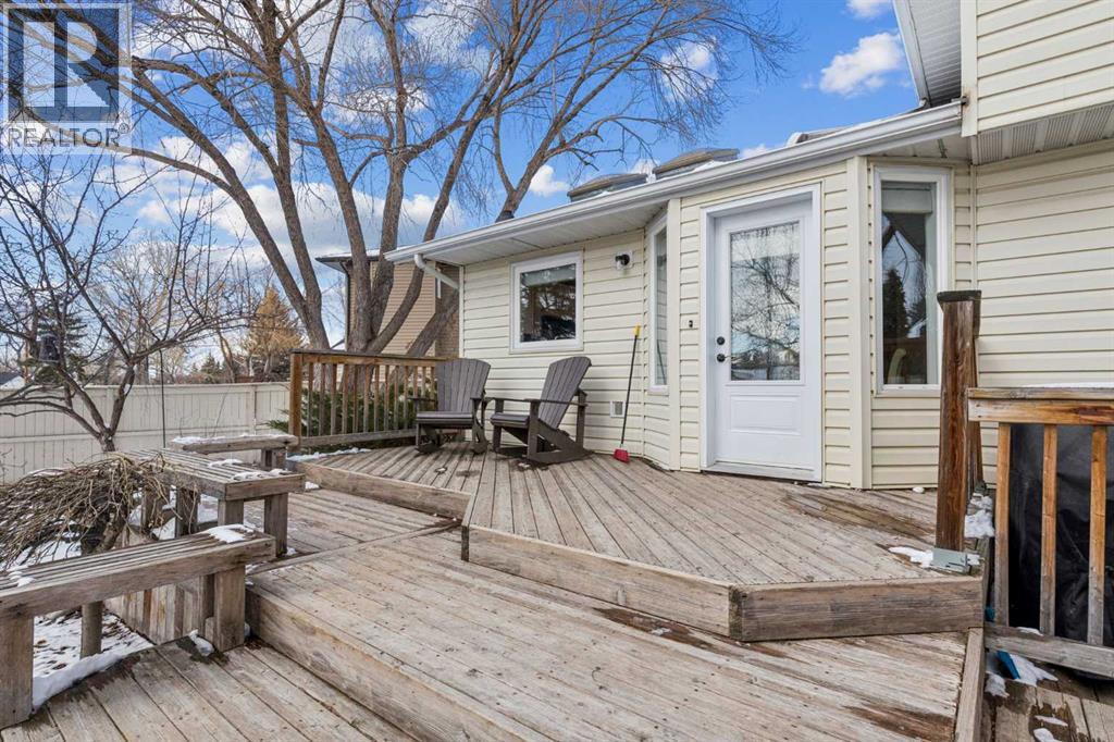 319 Diamond Court Se, Calgary, Alberta  T2J 7C7 - Photo 30 - A2293429