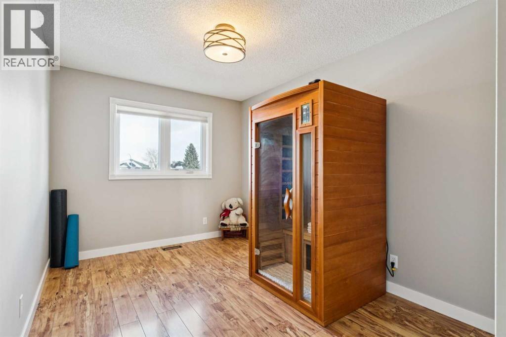 319 Diamond Court Se, Calgary, Alberta  T2J 7C7 - Photo 20 - A2293429