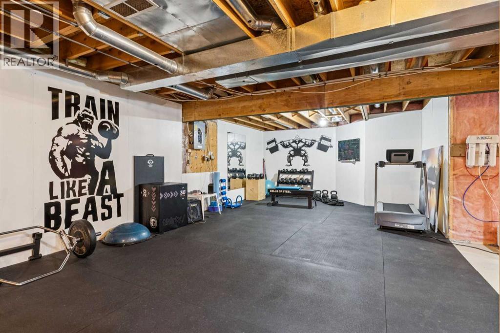 319 Diamond Court Se, Calgary, Alberta  T2J 7C7 - Photo 25 - A2293429