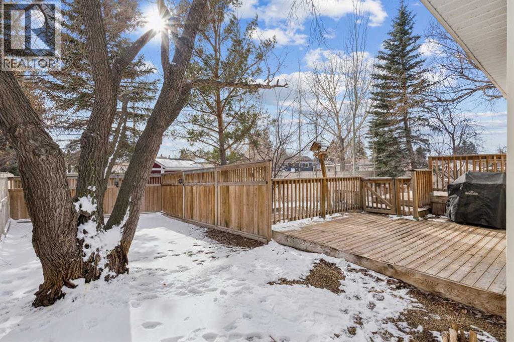 319 Diamond Court Se, Calgary, Alberta  T2J 7C7 - Photo 33 - A2293429