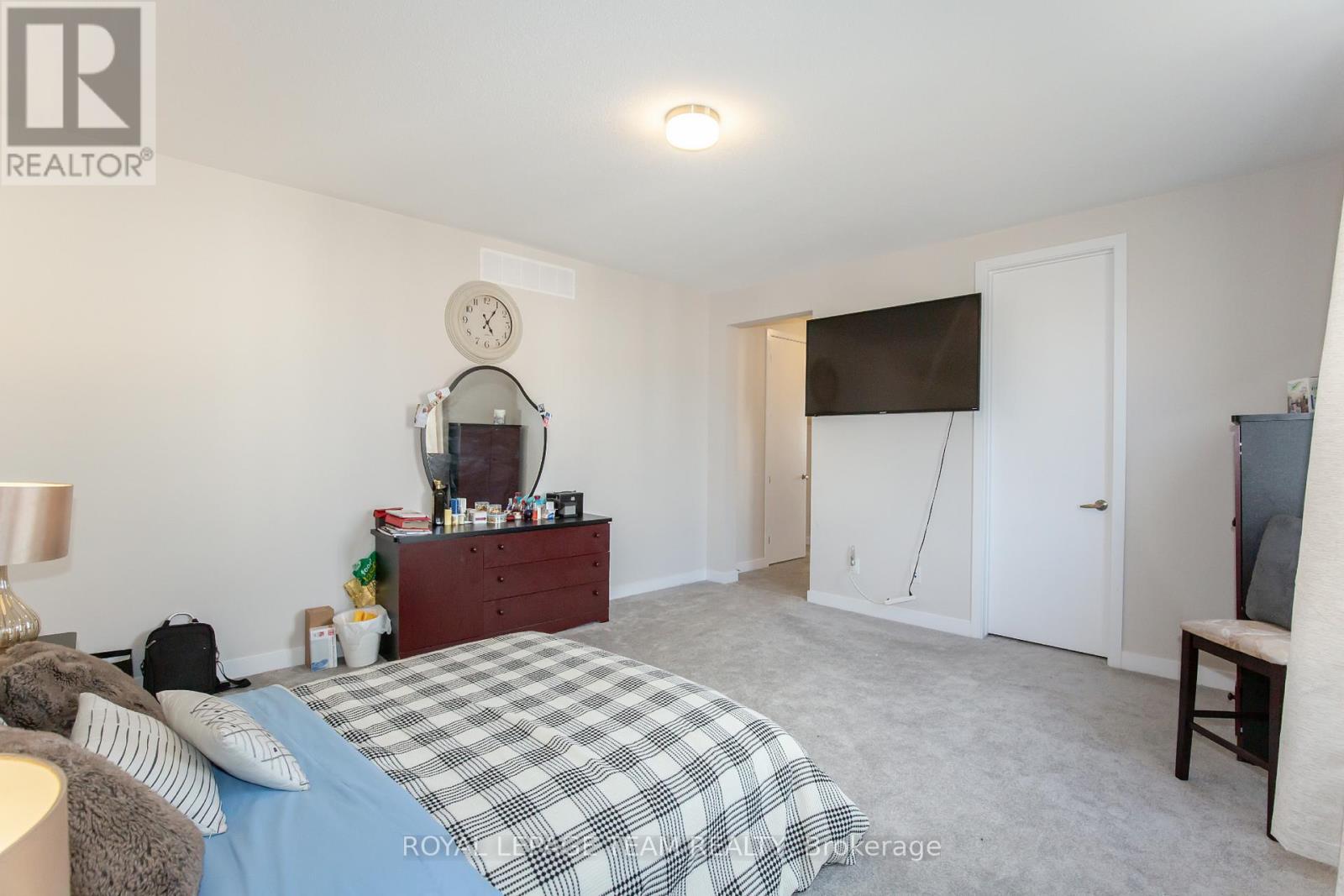 1021 Cottontail Walk, Ottawa, Ontario  K4A 5H7 - Photo 10 - X12892358