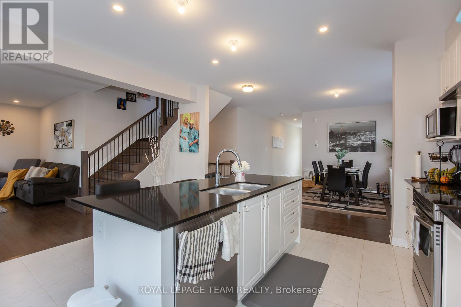 1021 Cottontail Walk, Ottawa, Ontario  K4A 5H7 - Photo 17 - X12892358