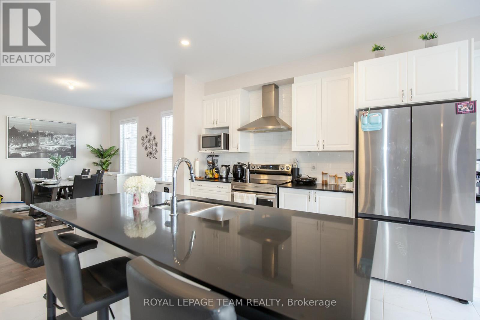 1021 Cottontail Walk, Ottawa, Ontario  K4A 5H7 - Photo 18 - X12892358