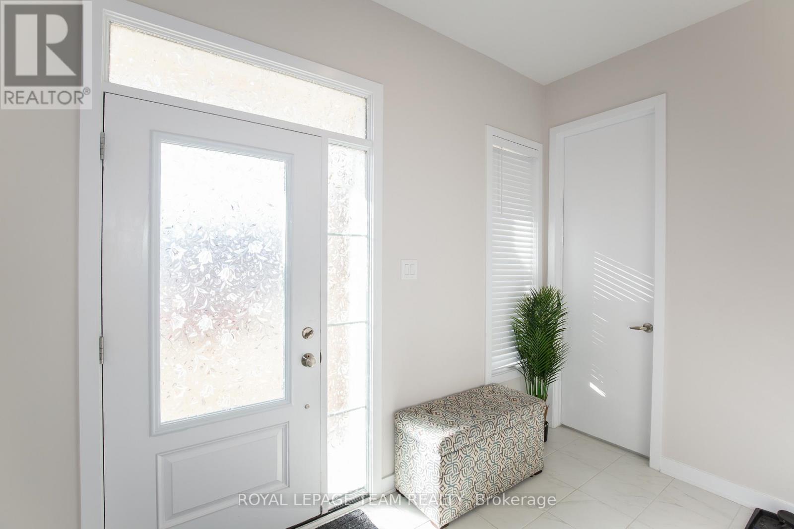 1021 Cottontail Walk, Ottawa, Ontario  K4A 5H7 - Photo 2 - X12892358