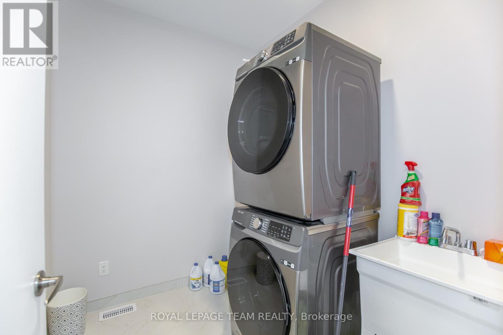 1021 Cottontail Walk, Ottawa, Ontario  K4A 5H7 - Photo 25 - X12892358