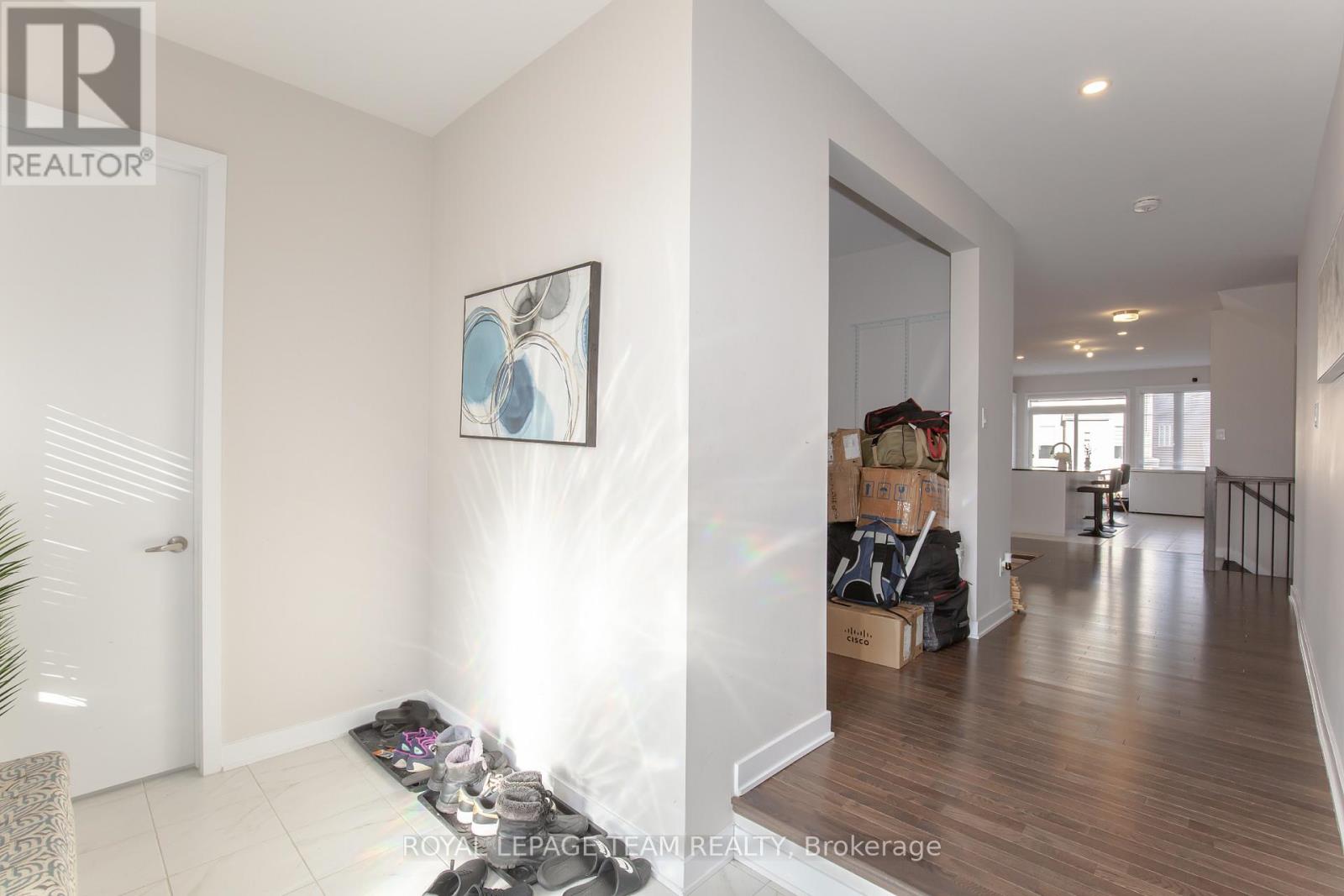 1021 Cottontail Walk, Ottawa, Ontario  K4A 5H7 - Photo 3 - X12892358