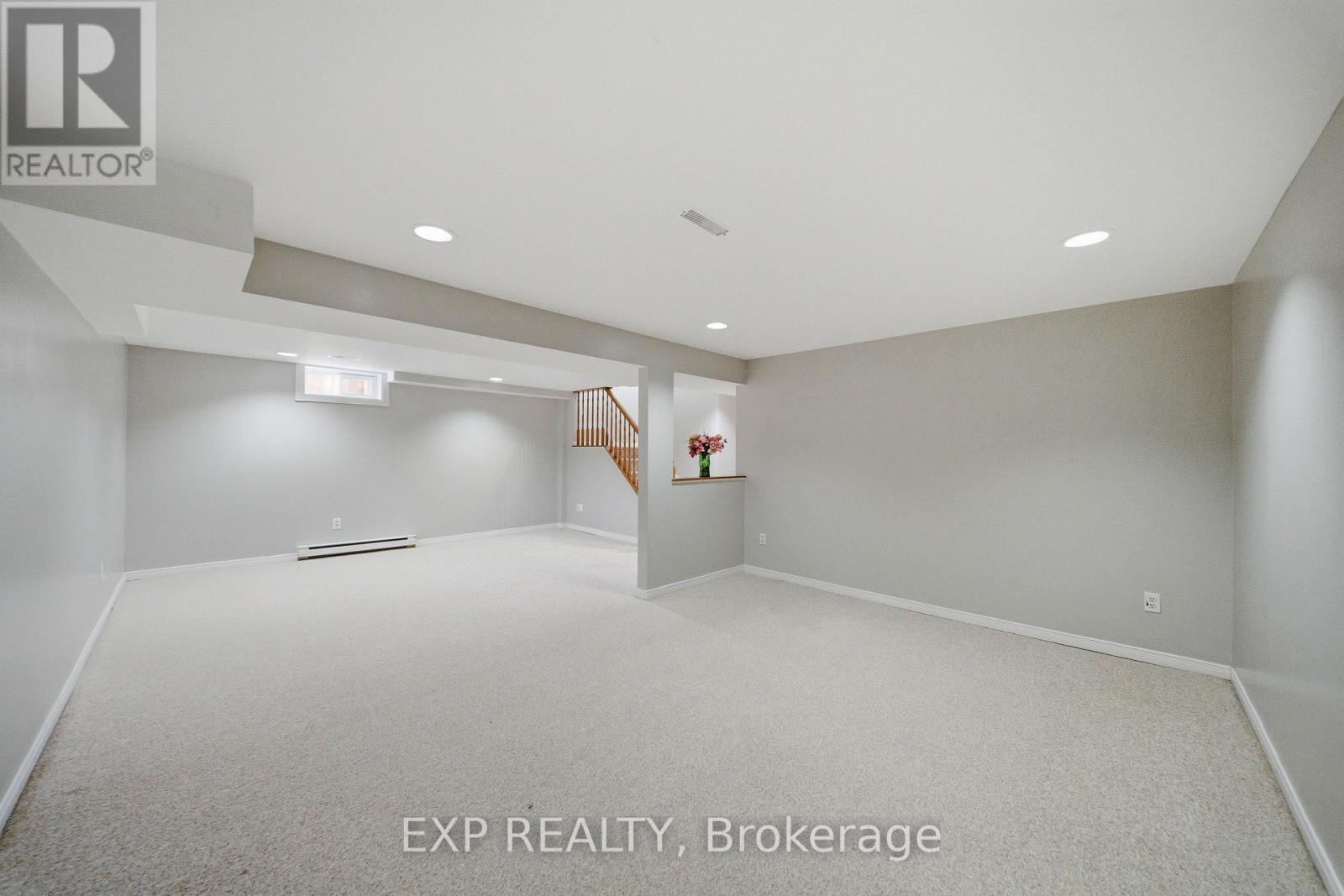 180 Equestrian Drive, Ottawa, Ontario  K2M 2B9 - Photo 28 - X12892410