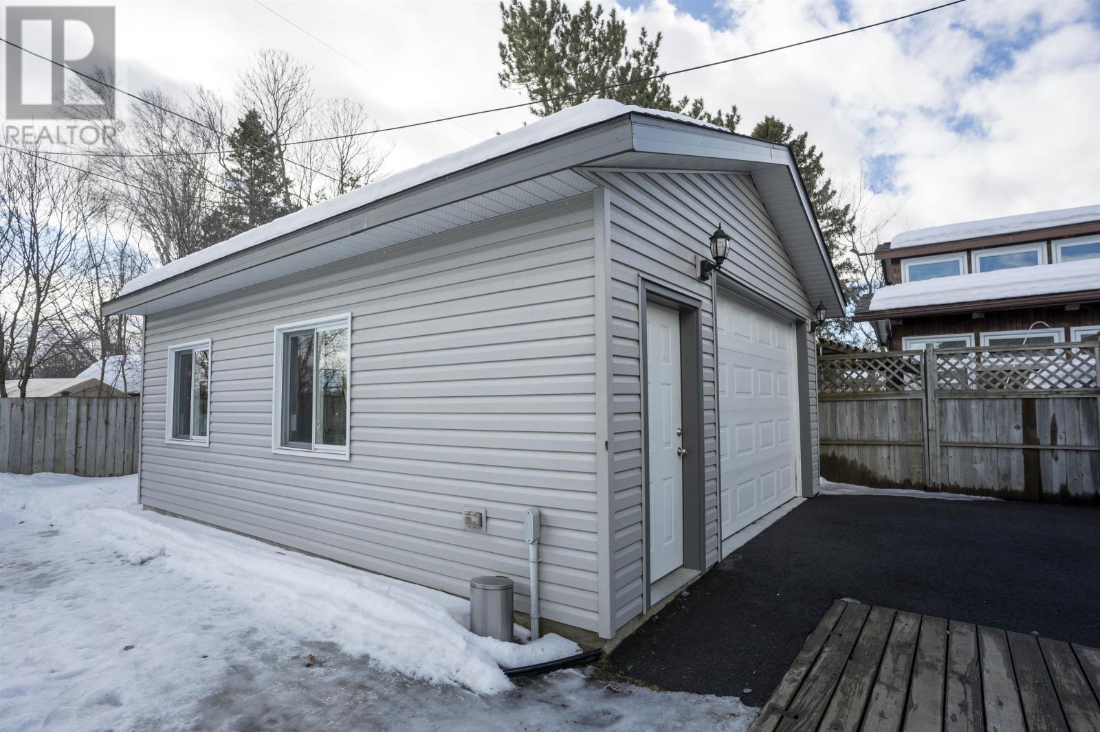 528 Riverview Dr, Thunder Bay, Ontario  P7C 1R7 - Photo 37 - TB2600412