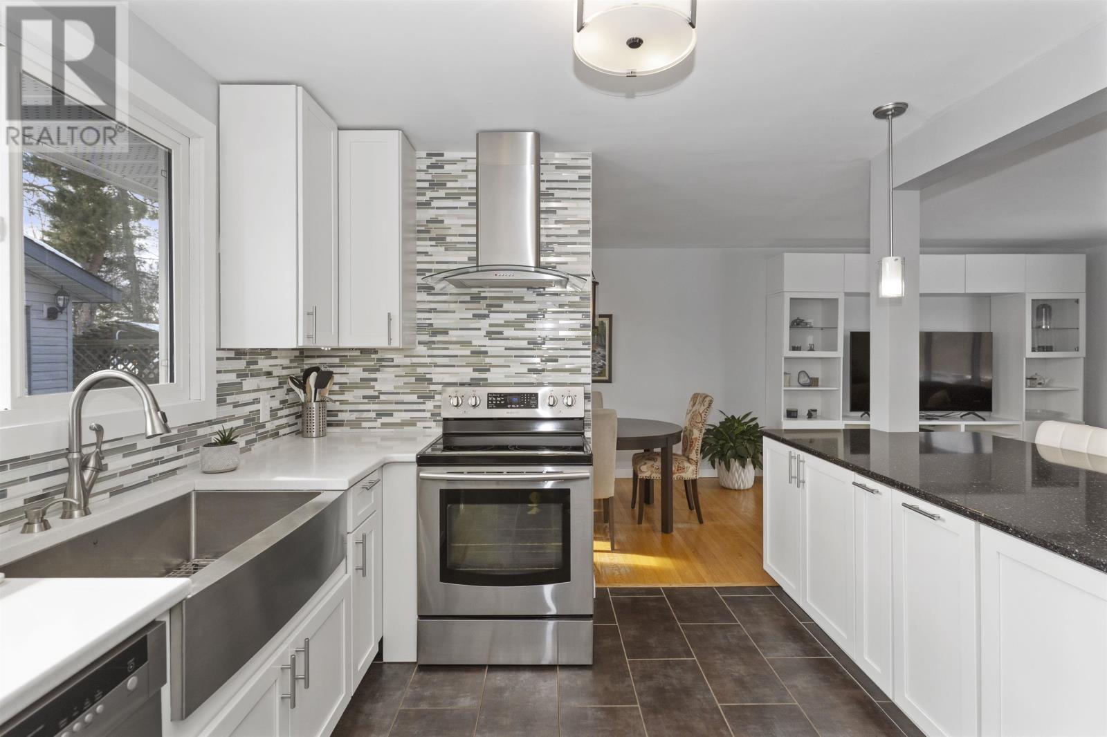 528 Riverview Dr, Thunder Bay, Ontario  P7C 1R7 - Photo 9 - TB2600412