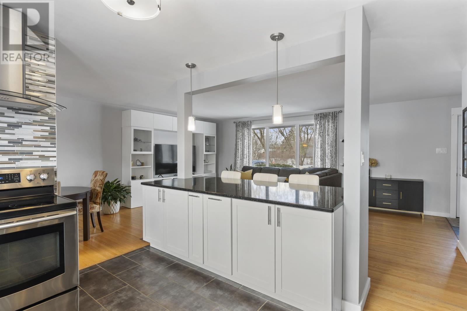 528 Riverview Dr, Thunder Bay, Ontario  P7C 1R7 - Photo 10 - TB2600412