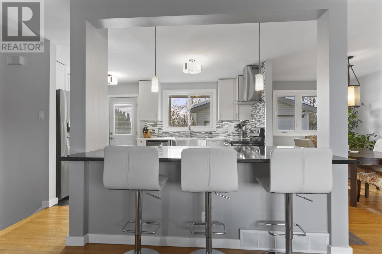 528 Riverview Dr, Thunder Bay, Ontario  P7C 1R7 - Photo 5 - TB2600412