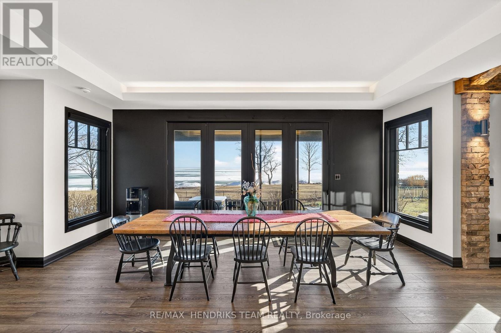 515 Sandy Bay Road, Haldimand (Dunnville), Ontario  N1A 2W6 - Photo 13 - X12892356