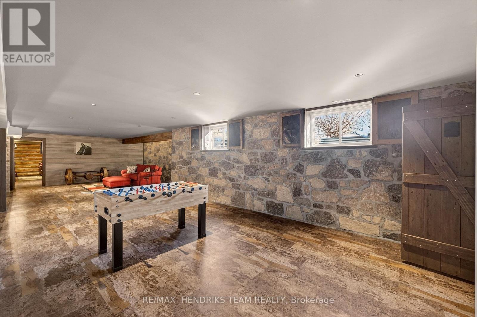 515 Sandy Bay Road, Haldimand (Dunnville), Ontario  N1A 2W6 - Photo 29 - X12892356