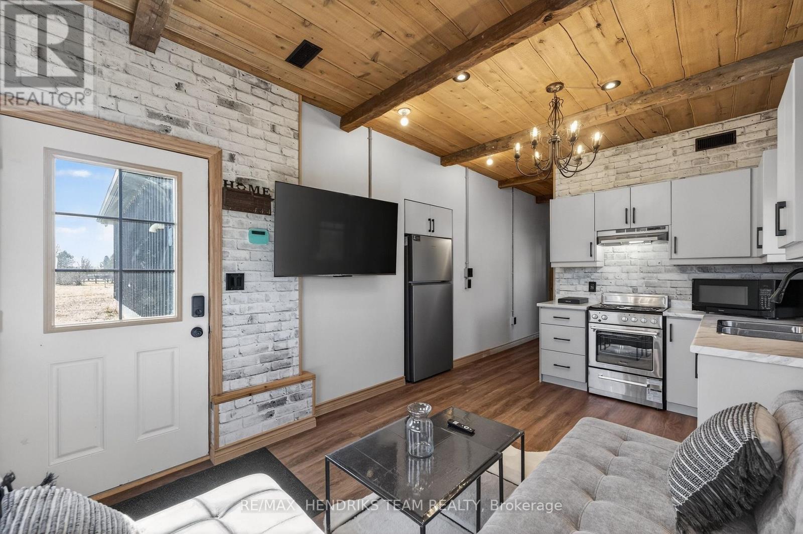 515 Sandy Bay Road, Haldimand (Dunnville), Ontario  N1A 2W6 - Photo 44 - X12892356