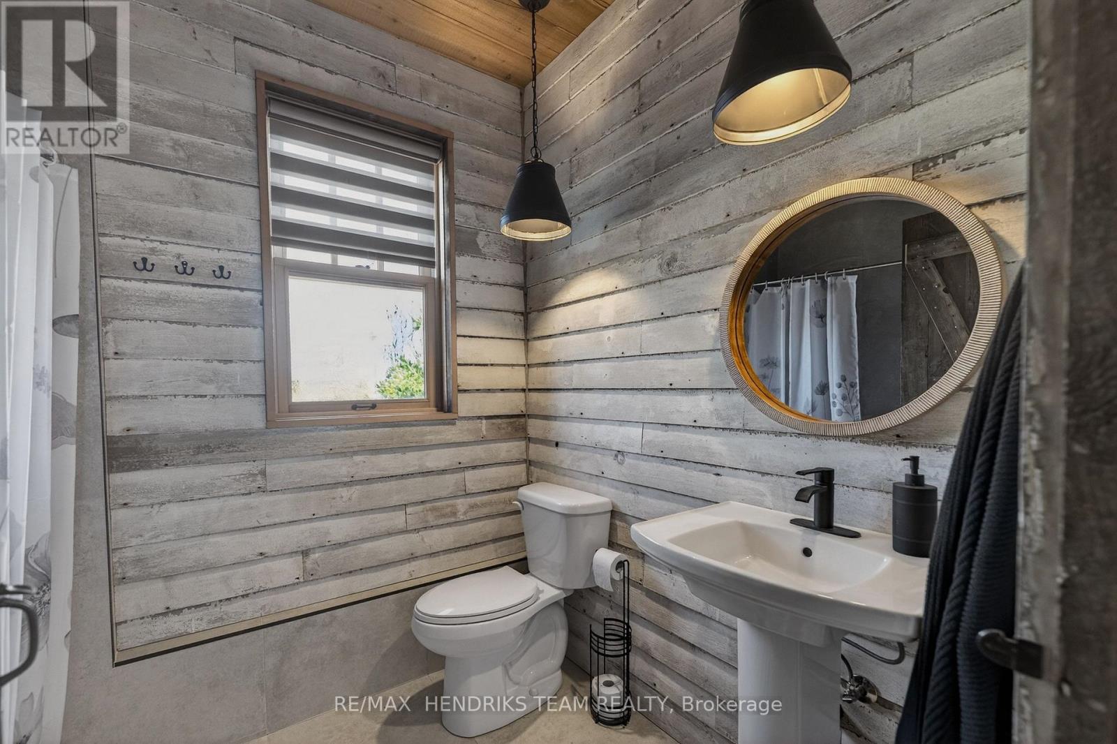 515 Sandy Bay Road, Haldimand (Dunnville), Ontario  N1A 2W6 - Photo 47 - X12892356