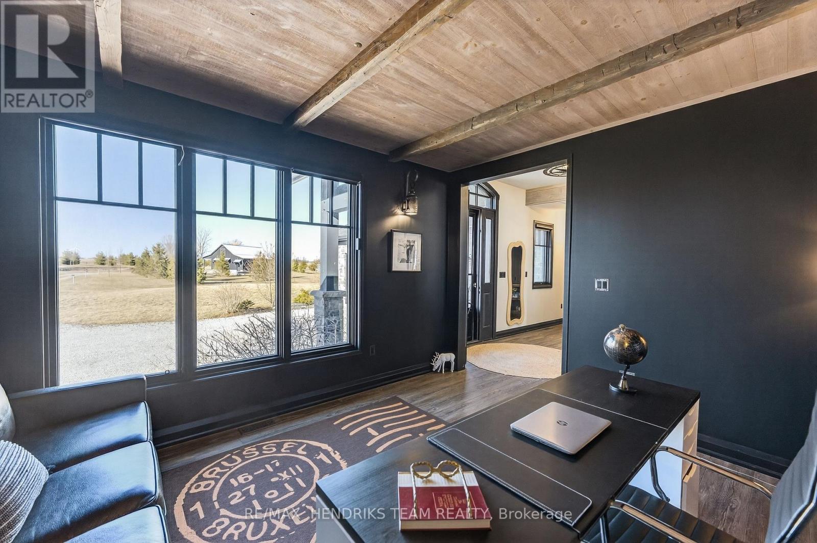 515 Sandy Bay Road, Haldimand (Dunnville), Ontario  N1A 2W6 - Photo 7 - X12892356