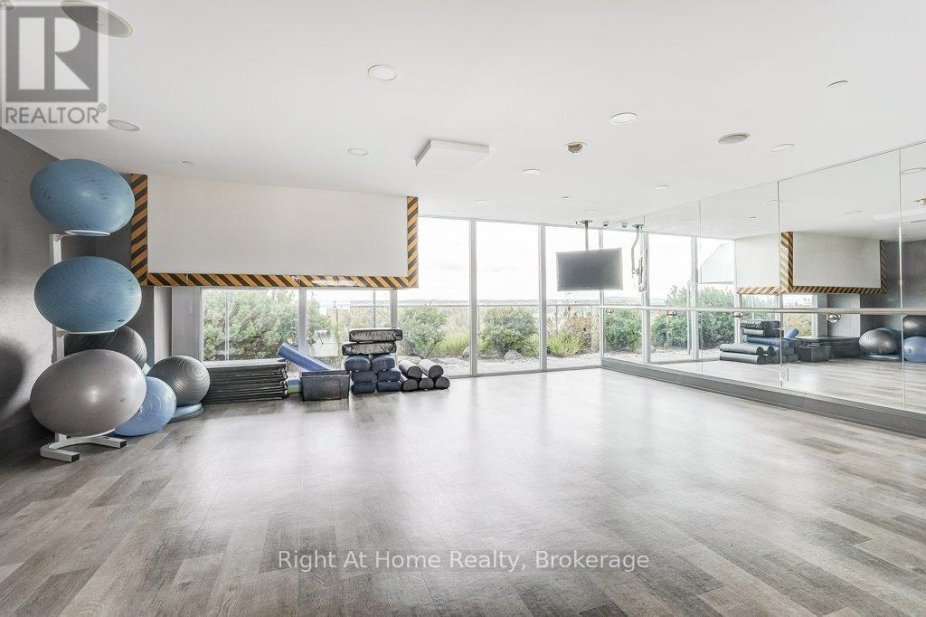 201 - 11 Bronte Road, Oakville (Br Bronte), Ontario  L6L 0E1 - Photo 24 - W12892340