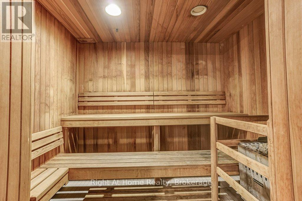 201 - 11 Bronte Road, Oakville (Br Bronte), Ontario  L6L 0E1 - Photo 25 - W12892340