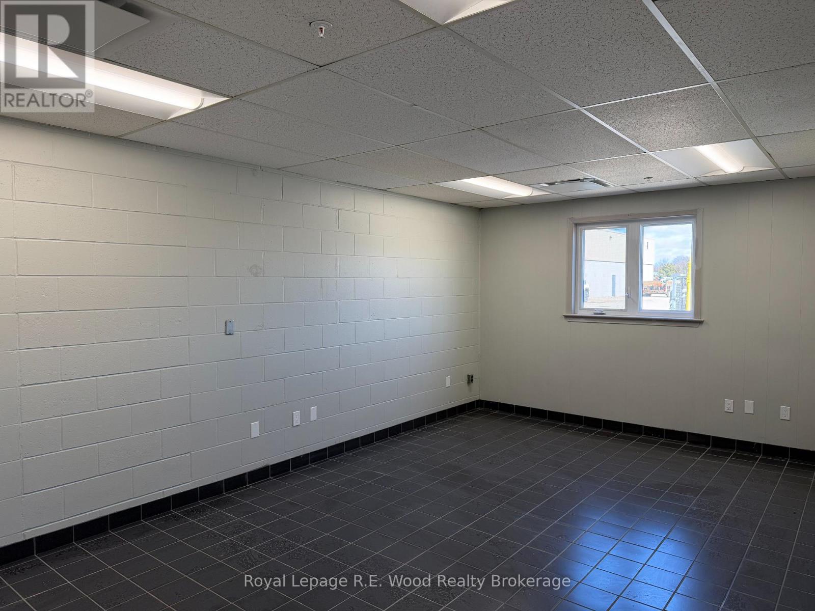 9 - 100 Townline Road, Tillsonburg, Ontario  N4G 2P9 - Photo 9 - X12892414