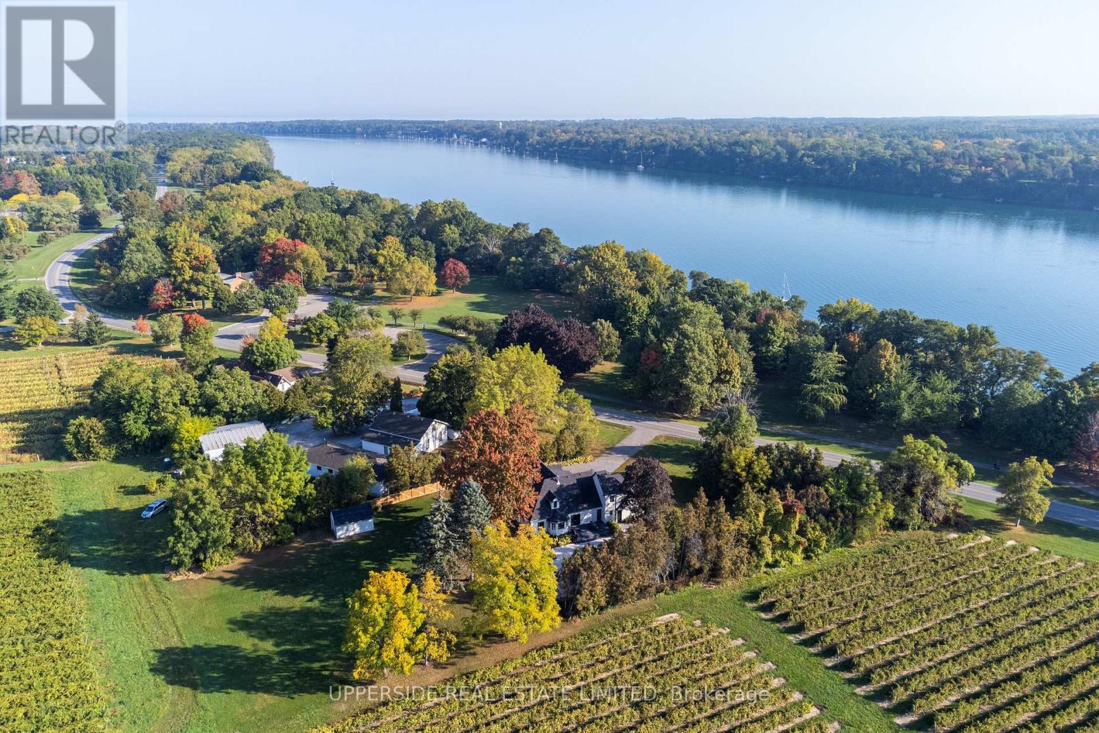 15886 Niagara Parkway, Niagara-On-The-Lake, Ontario  L0S 1J0 - Photo 2 - X12856994