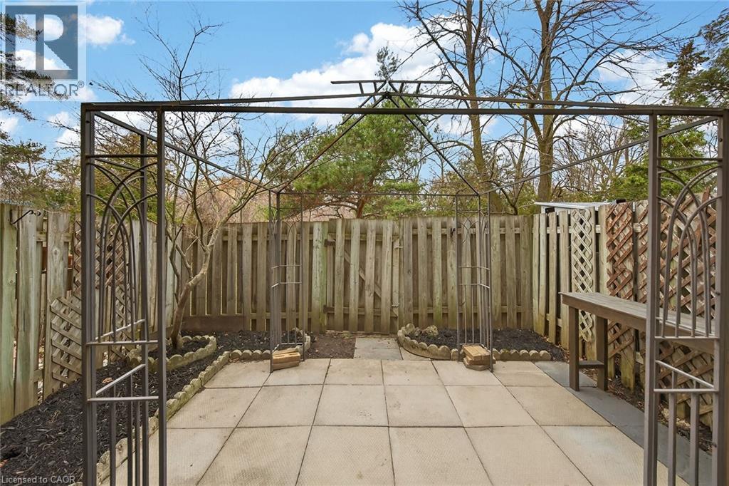 23 Rosedale Court, Hamilton, Ontario  L8B 4G1 - Photo 30 - 40812938