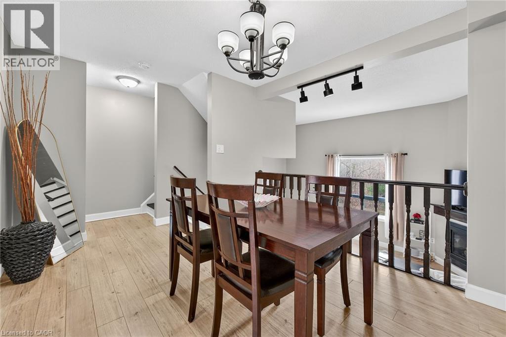 23 Rosedale Court, Hamilton, Ontario  L8B 4G1 - Photo 9 - 40812938