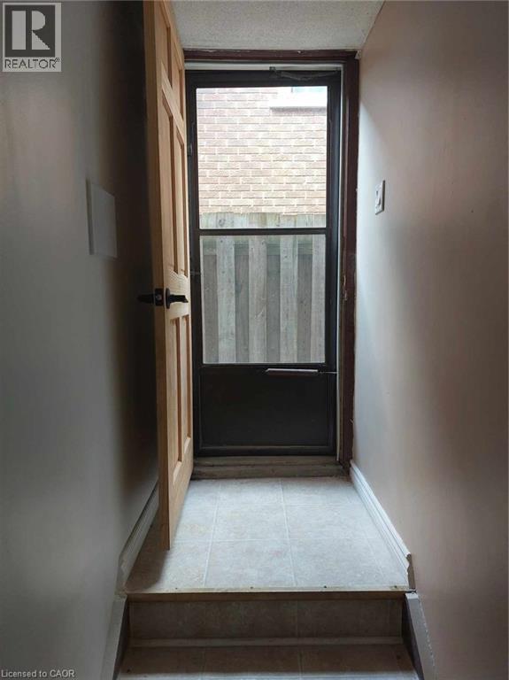 610 Stone Church Road W, Hamilton, Ontario  L8B 1A7 - Photo 7 - 40812708