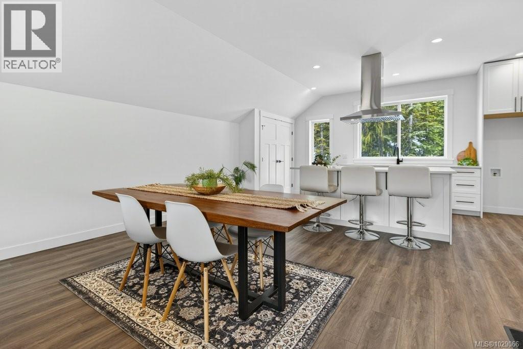 A 1328 Nordic Dr, Courtenay, British Columbia  V9J 1L0 - Photo 3 - 1029066