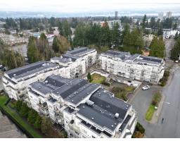 111 14355 103 AVENUE, Surrey, British Columbia