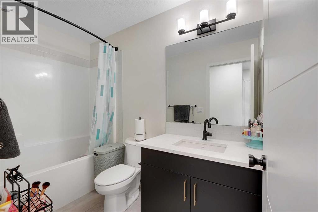 84 Magnolia Common Se, Calgary, Alberta  T3M 3S3 - Photo 23 - A2291193