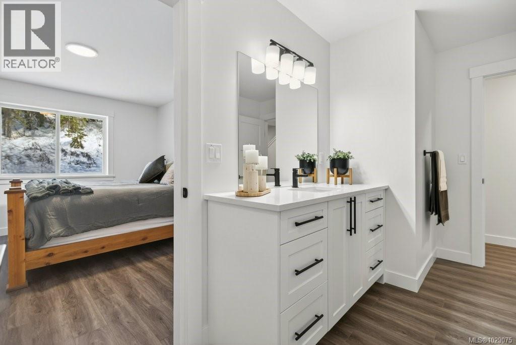 B 1328 Nordic Dr, Courtenay, British Columbia  V9J 1L0 - Photo 65 - 1029075