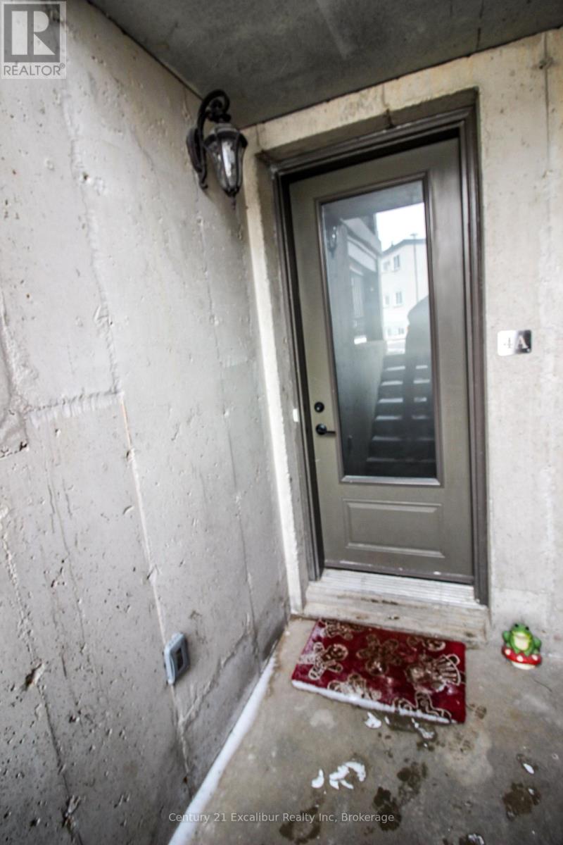 4a - 360 Queen Street E, Centre Wellington (Fergus), Ontario  N1M 1T4 - Photo 9 - X12892372