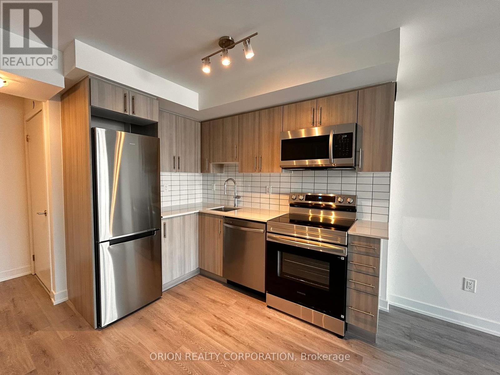 701 - 1010 SANDY BEACH ROAD, pickering (bay ridges), Ontario