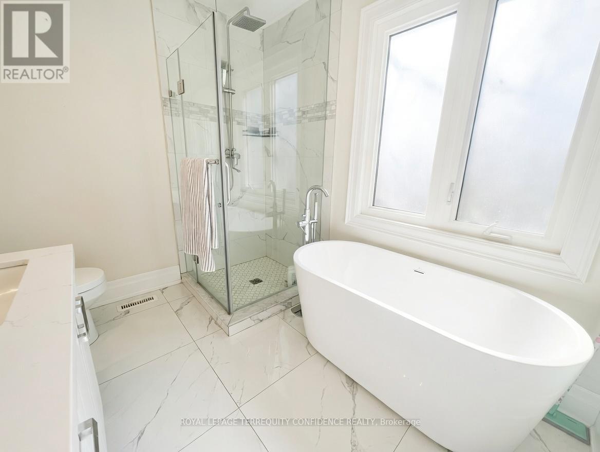 8 Colleen Street, Vaughan (Crestwood-Springfarm-Yorkhill), Ontario  L4J 5H1 - Photo 11 - N12892348