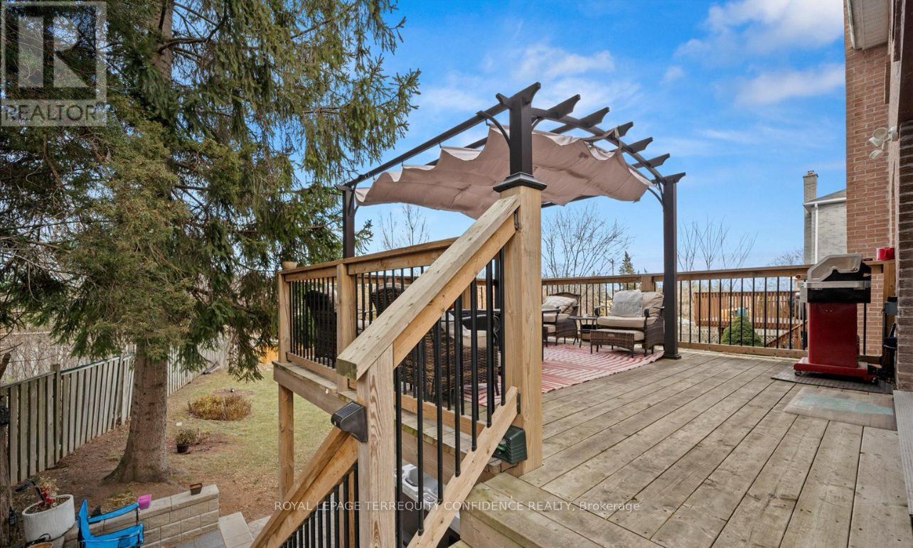 8 Colleen Street, Vaughan (Crestwood-Springfarm-Yorkhill), Ontario  L4J 5H1 - Photo 22 - N12892348