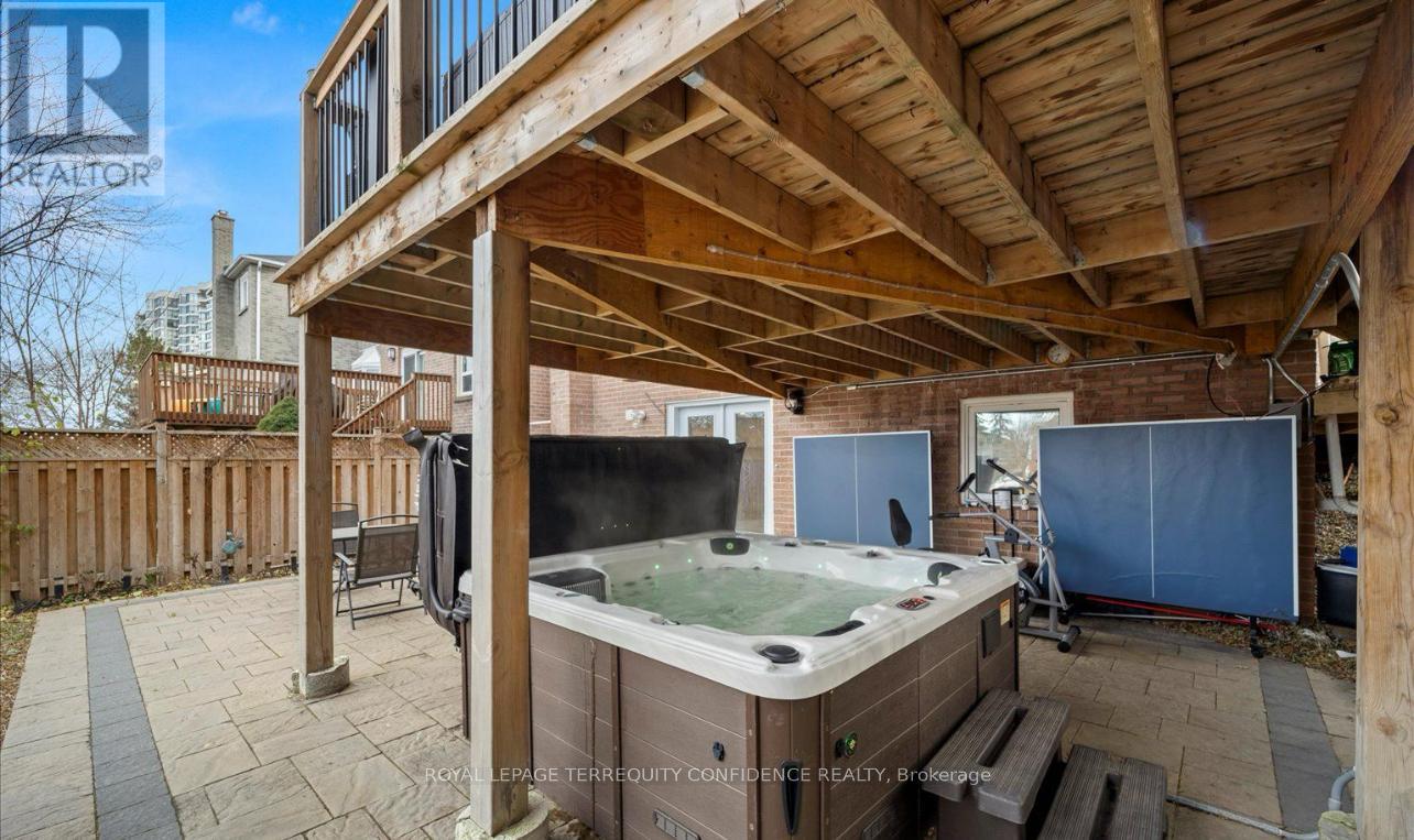 8 Colleen Street, Vaughan (Crestwood-Springfarm-Yorkhill), Ontario  L4J 5H1 - Photo 23 - N12892348