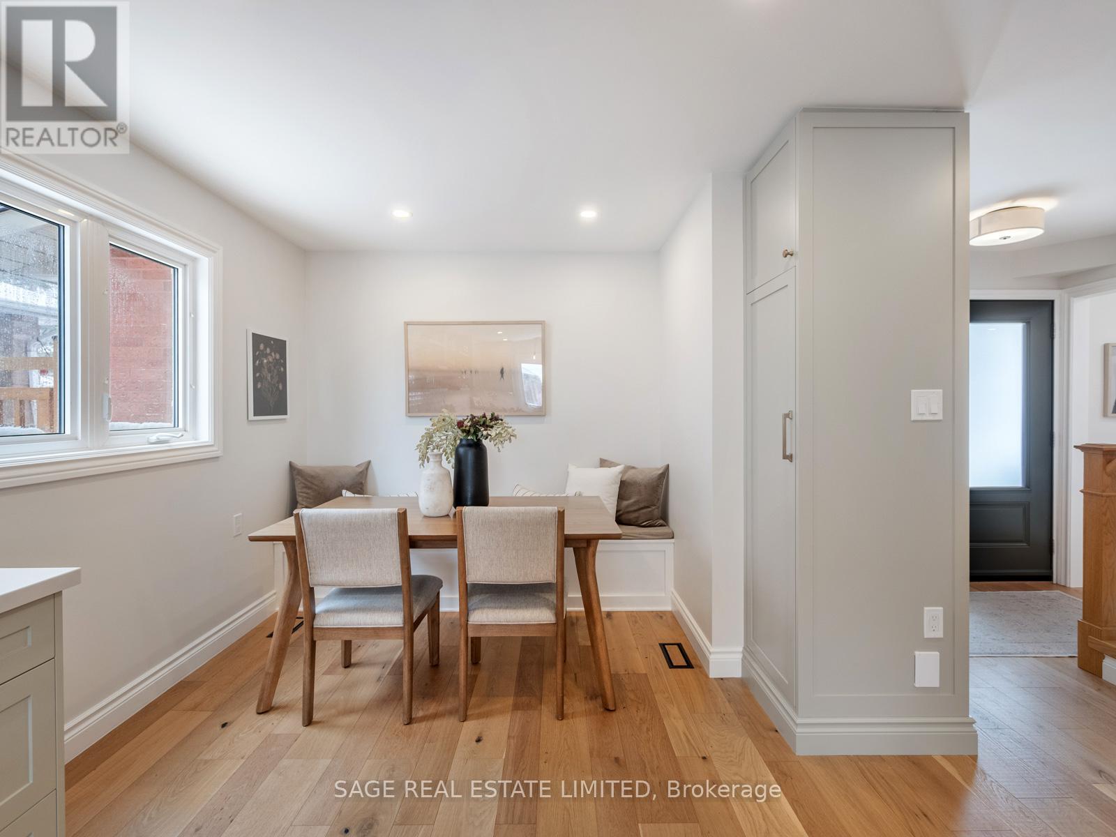 681 Leslie Valley Drive, Newmarket (Huron Heights-Leslie Valley), Ontario  L3Y 7J6 - Photo 13 - N12892382