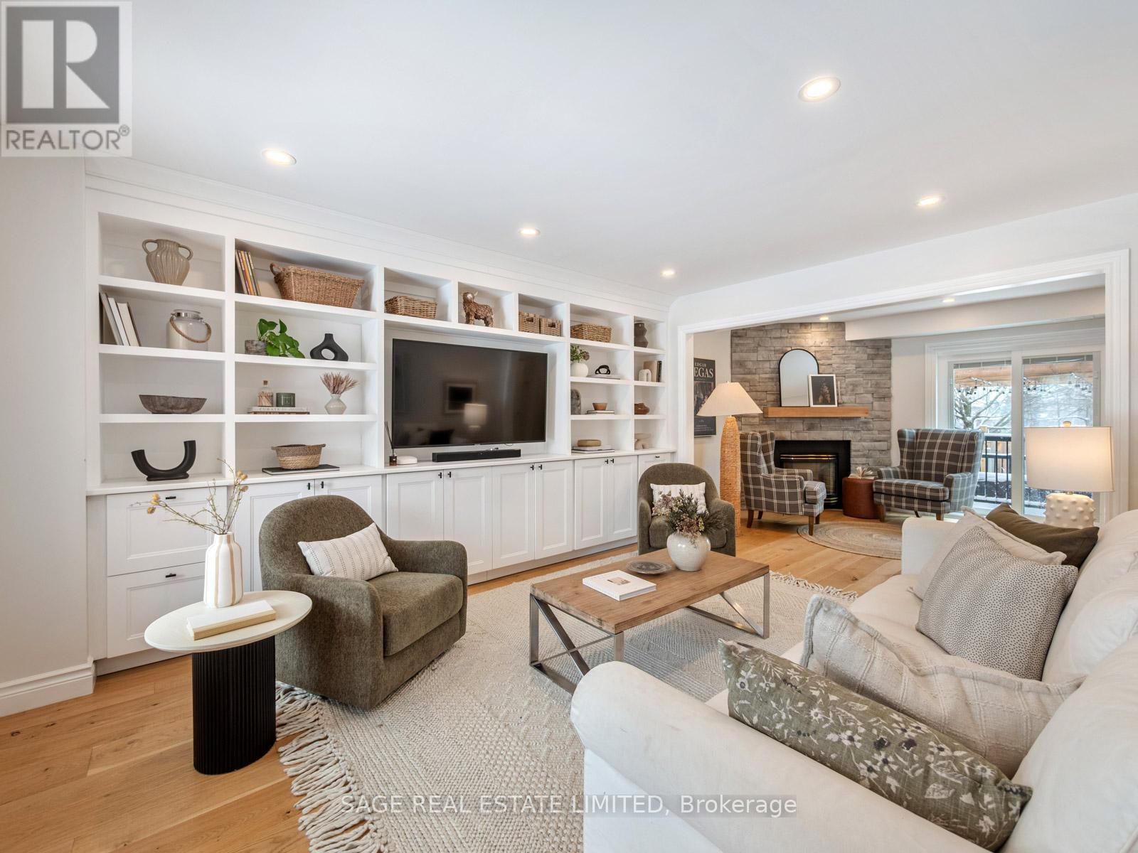 681 Leslie Valley Drive, Newmarket (Huron Heights-Leslie Valley), Ontario  L3Y 7J6 - Photo 14 - N12892382