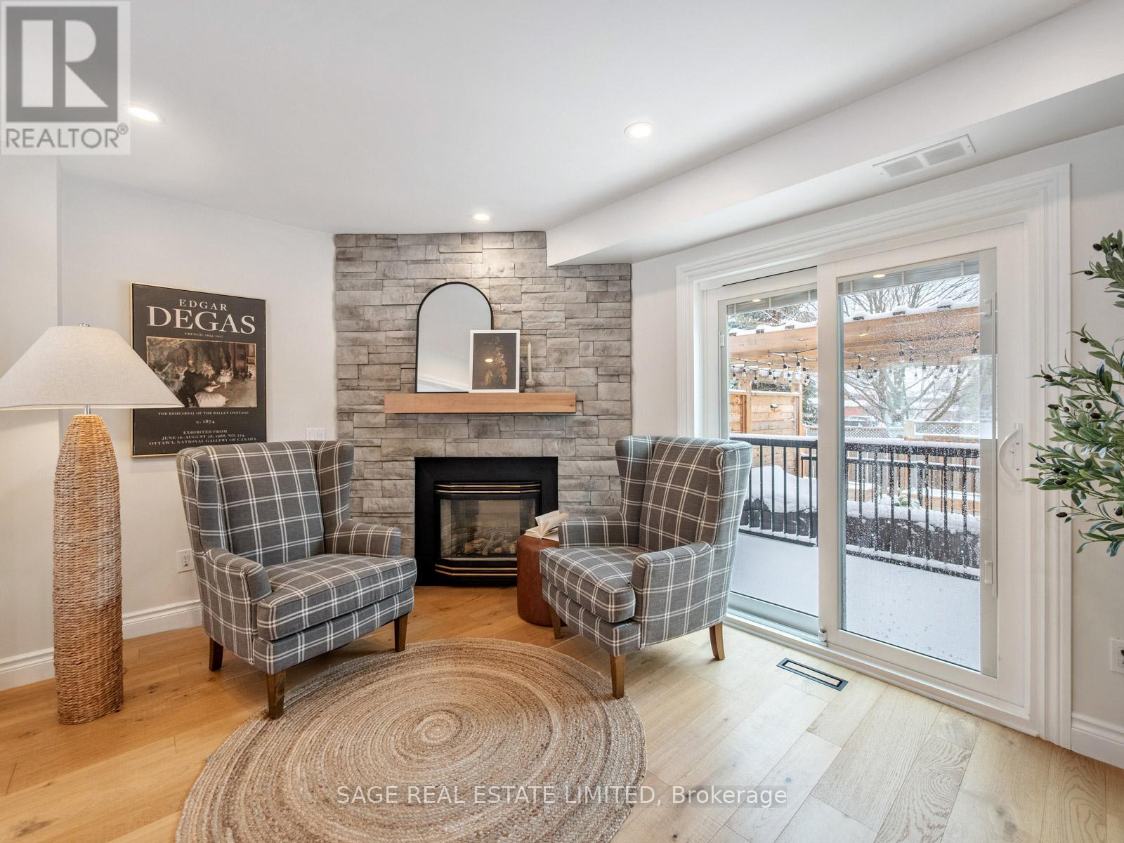 681 Leslie Valley Drive, Newmarket (Huron Heights-Leslie Valley), Ontario  L3Y 7J6 - Photo 19 - N12892382