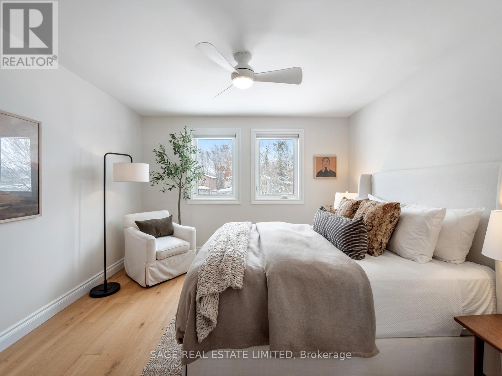 681 Leslie Valley Drive, Newmarket (Huron Heights-Leslie Valley), Ontario  L3Y 7J6 - Photo 27 - N12892382