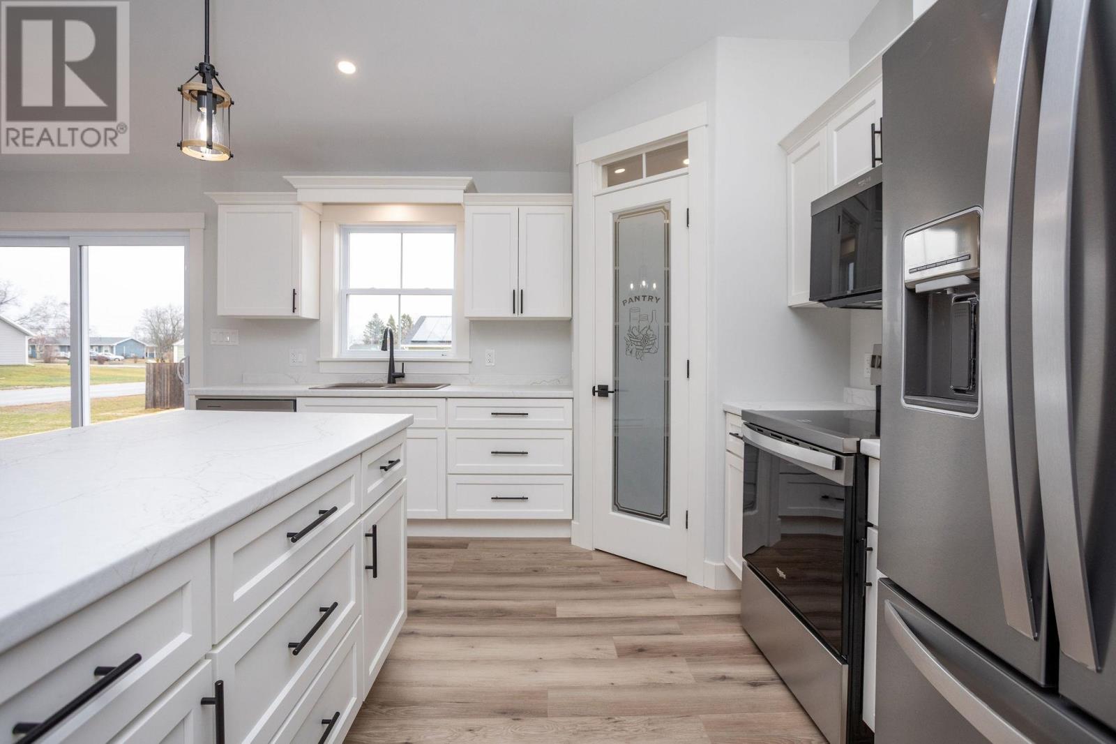 32 Anne Avenue, Charlottetown, Prince Edward Island  C1C 0T1 - Photo 14 - 202604792