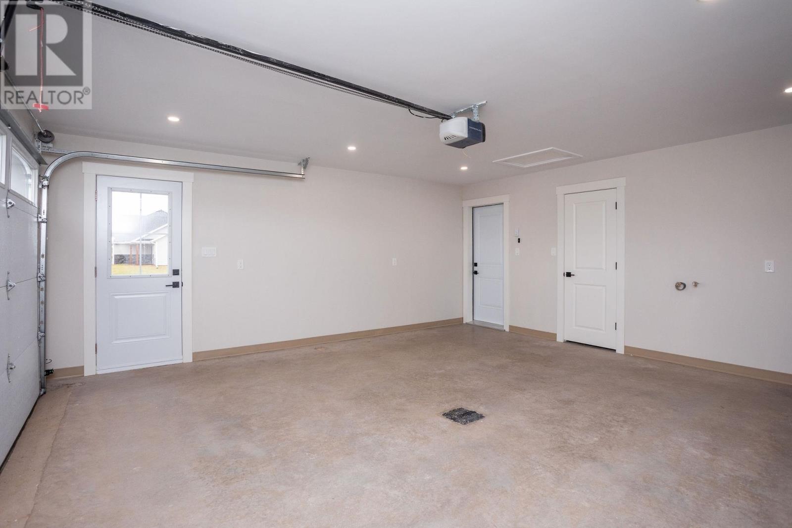 32 Anne Avenue, Charlottetown, Prince Edward Island  C1C 0T1 - Photo 44 - 202604792